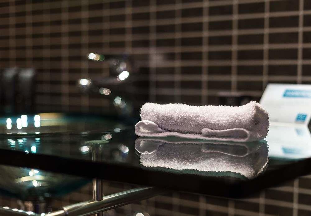 AC Hotel Brescia Esterno foto