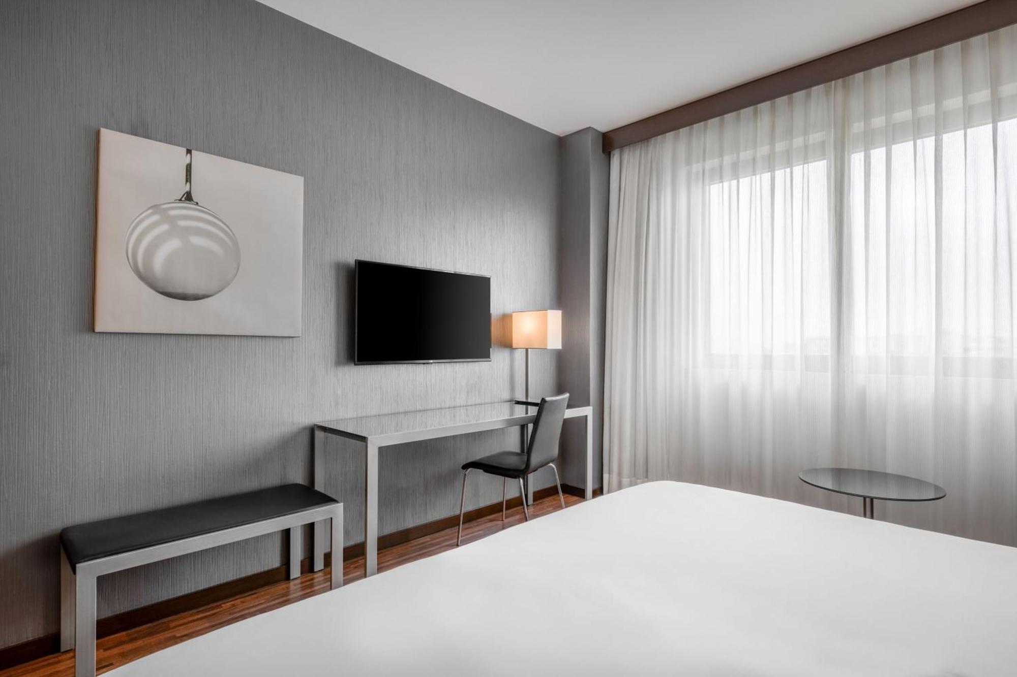 AC Hotel Brescia Esterno foto