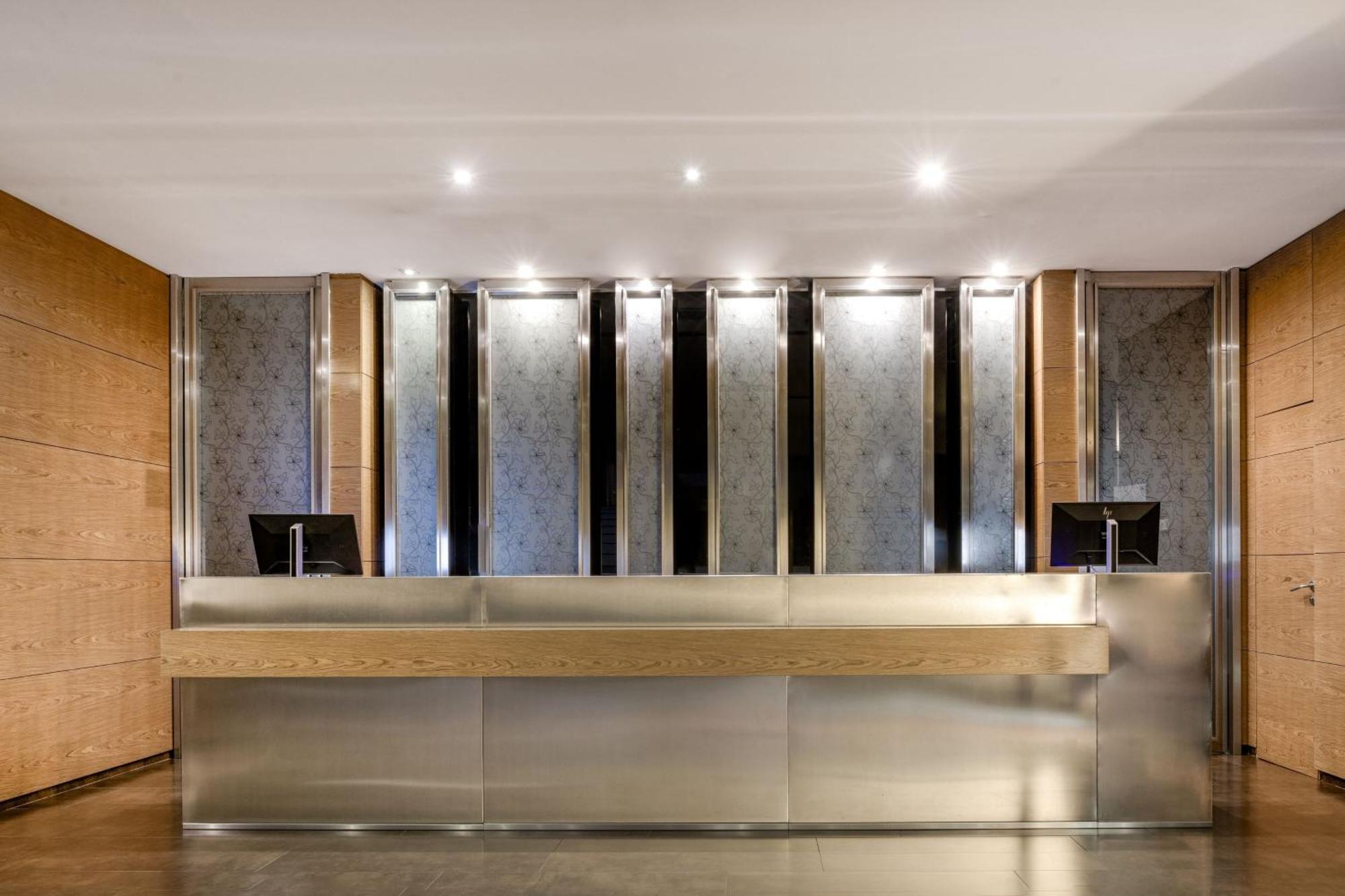 AC Hotel Brescia Esterno foto