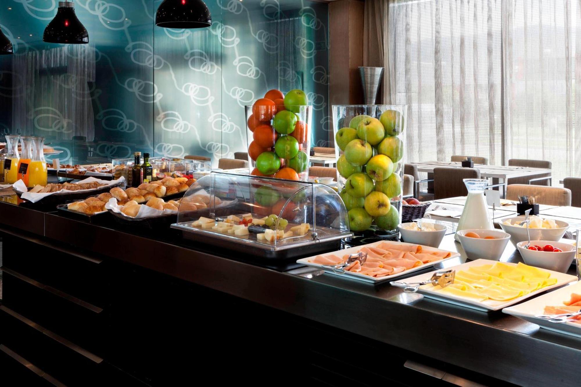 AC Hotel Brescia Esterno foto